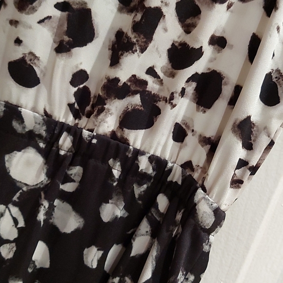 NWOT, Simply Vera By Vera Wang Sleeveless Dress - Picture 7 of 8